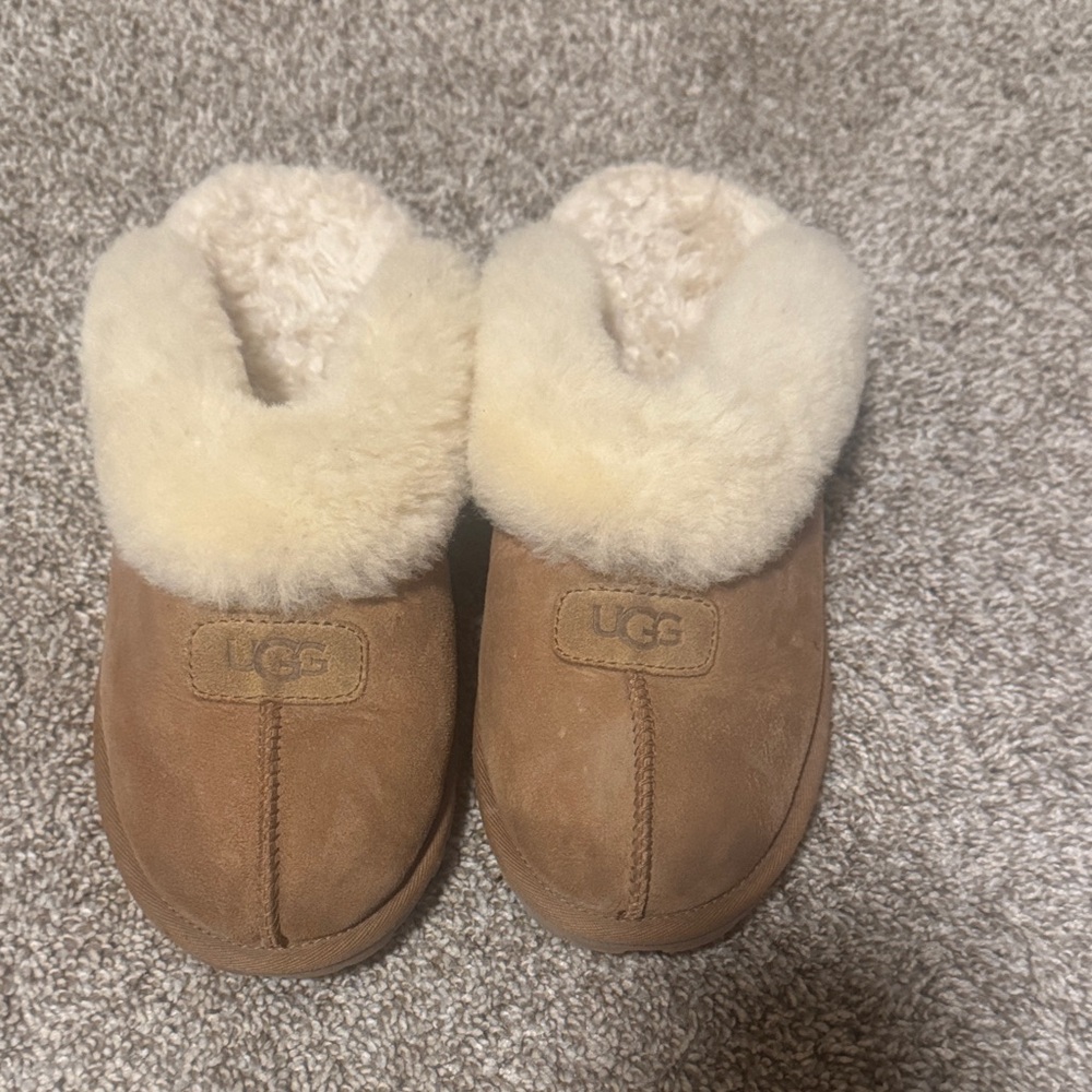 UGG coquette slippers